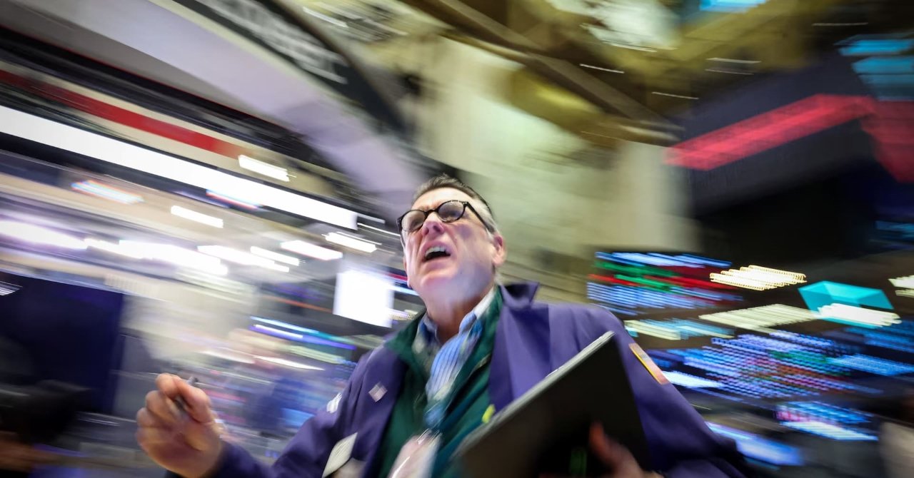 Wall Street Ends Turbulent Week on a High Note